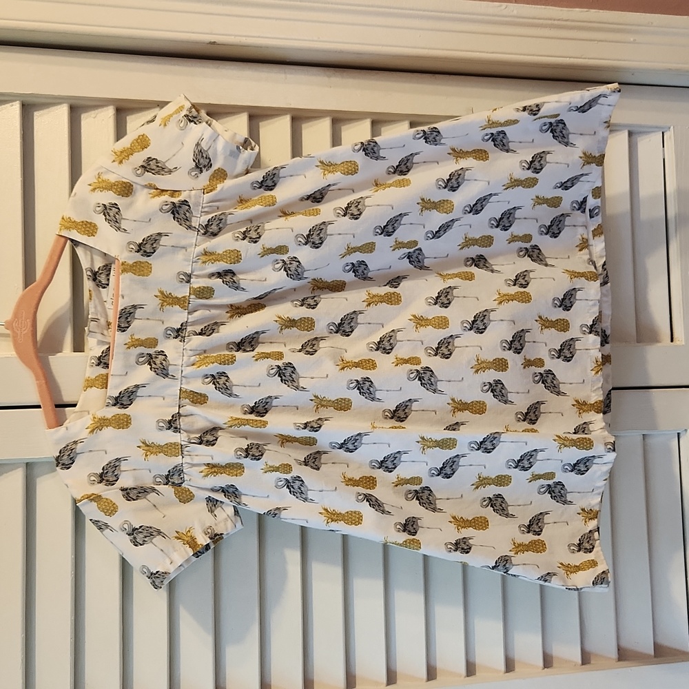 GINGERLILLY Girls 4yr white tunic. Gold pineapple and flamingo print